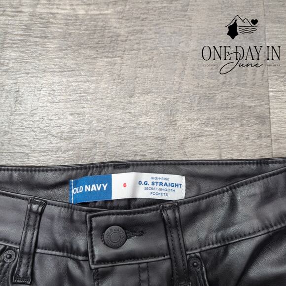 Old Navy High Rise OG Straight Faux Leather Pants Size 6 - Picture 2 of 6